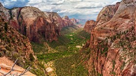 8K Zion National Park