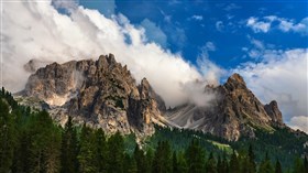 Clouds_In_Dolamite_Alps
