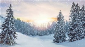 Lingering  Snow Storm