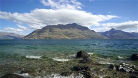 New Zealand_Rocky_Beach