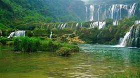 Magnificent_Multi_Falls_Wide_Angle