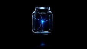 4K Lightning In A Bottle